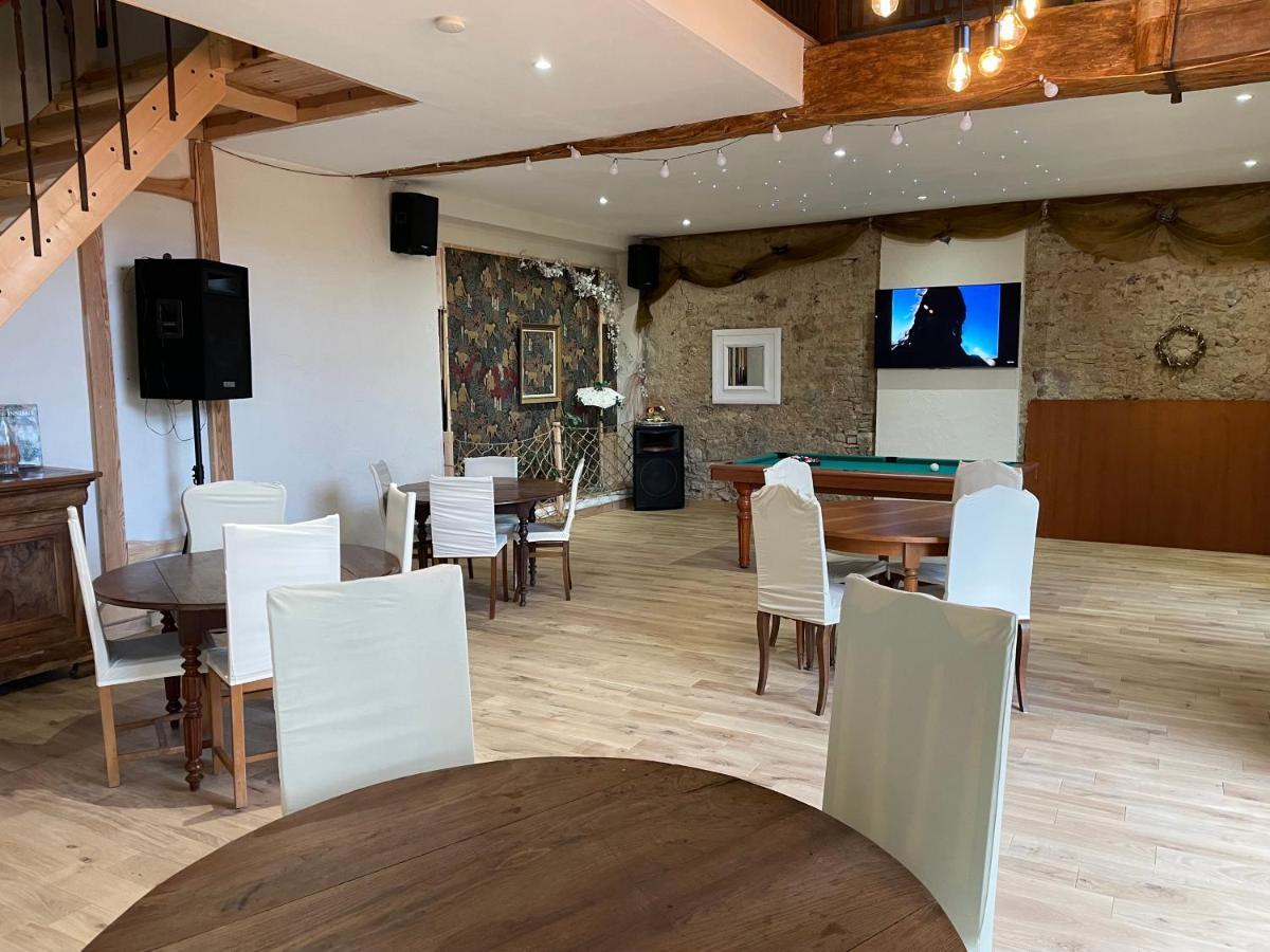 Le Moulin De Gateau Ξενοδοχείο Saint-Pierre-les-Etieux Εξωτερικό φωτογραφία